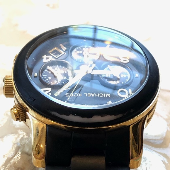 Michael Kors Watch - Black & Gold - Rubber Band - Picture 9 of 10
